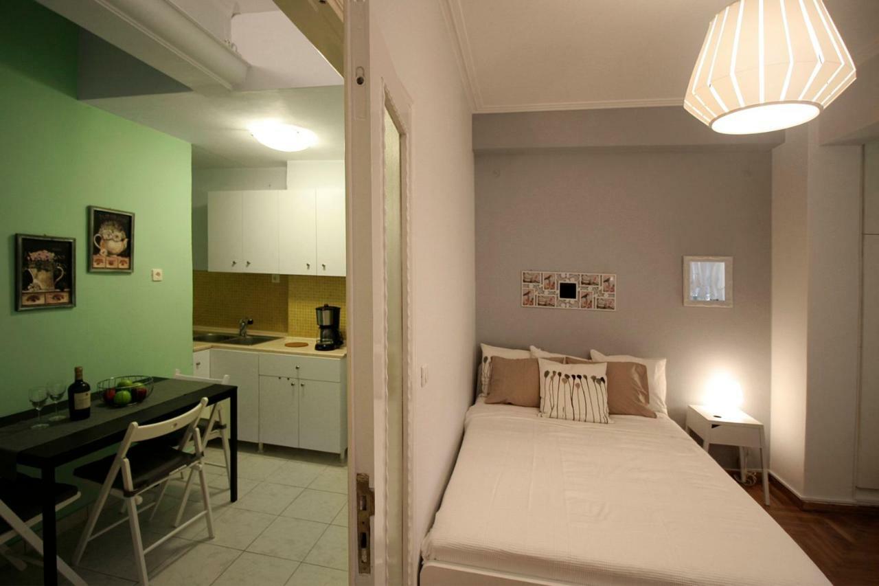 アテネLuxury Flat In Kolonaki, 3' Metroアパートメント エクステリア 写真